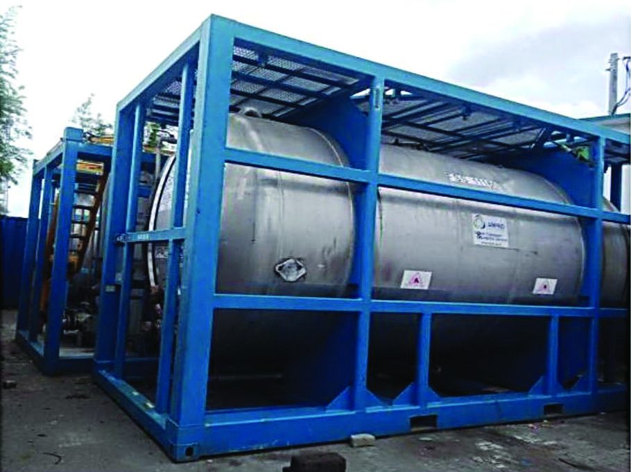 Framed water tank unit